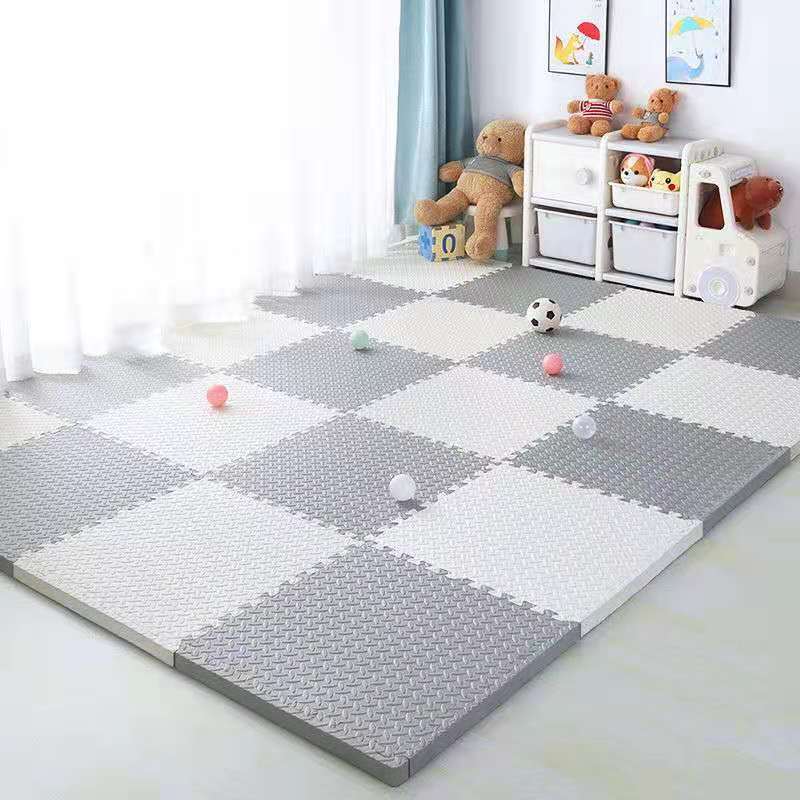 Gray foam puzzle floor mat 60×60 cm with interlocking seams
