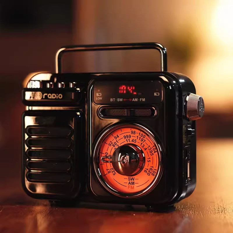 Schwarzer Retro-Solar Bluetooth-Lautsprecher mit Digitalanzeige und Drehregler