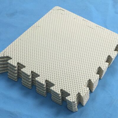 60x60 cm kids foam puzzle floor mat in light beige with interlocking edges